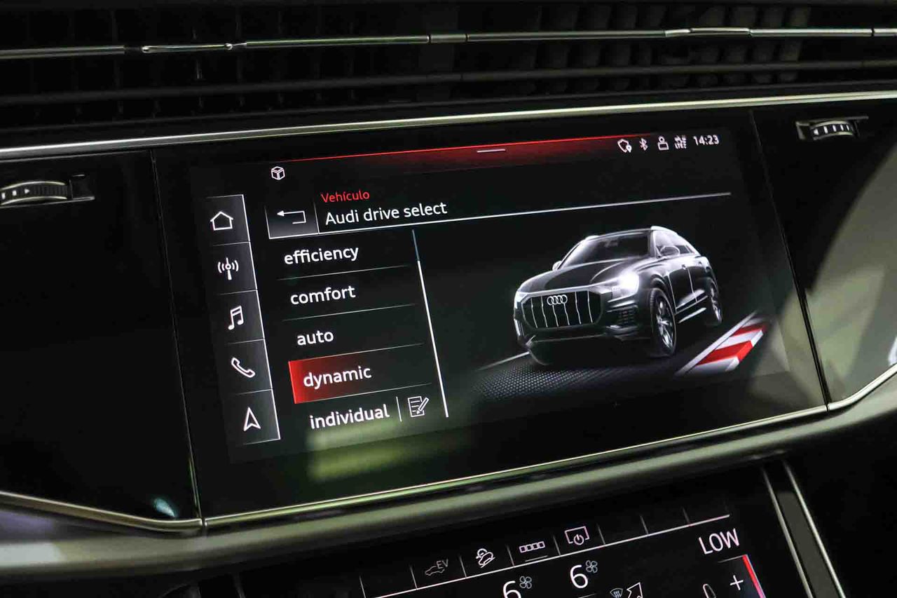 Audi Q8 55 TFSIe 280kW (381CV) quattro tiptronic **Techo panorámico** - Foto 63