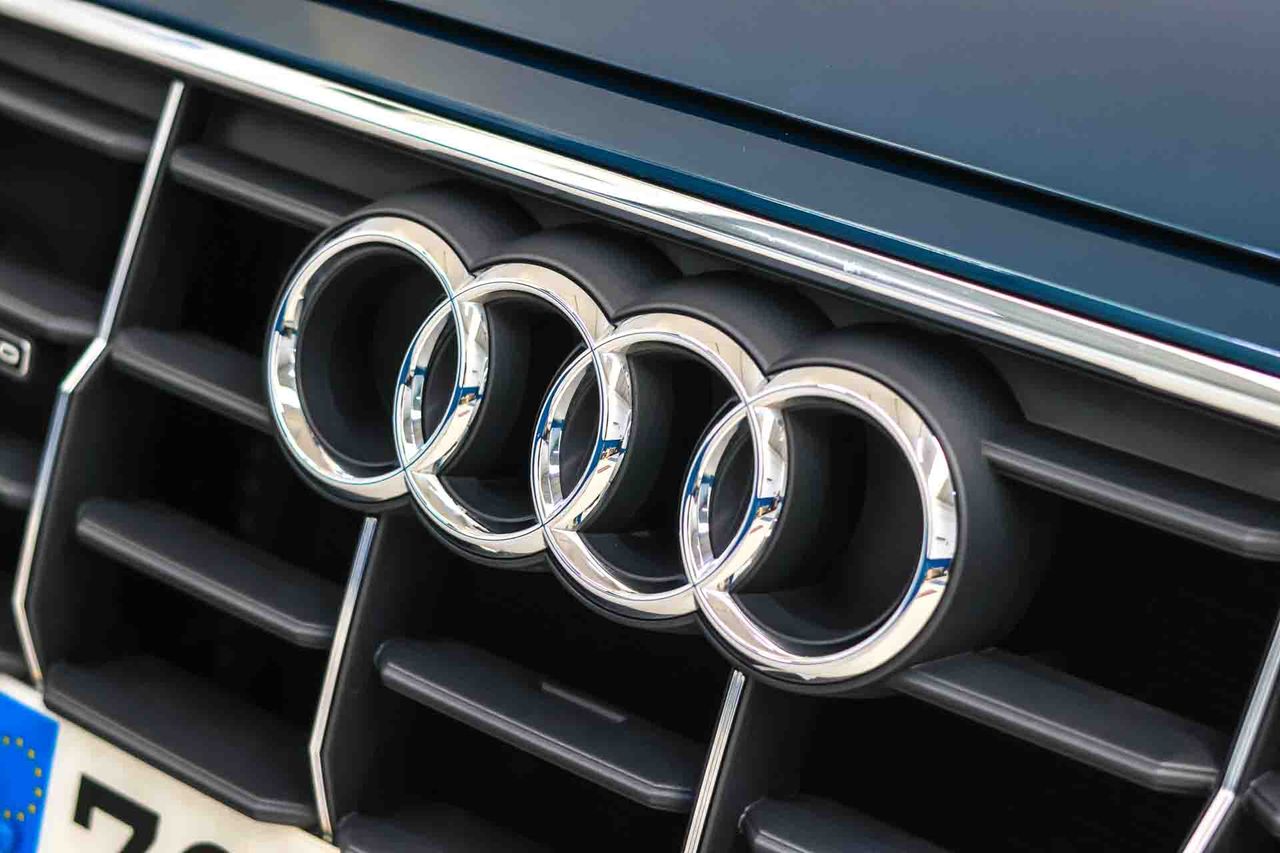 Audi Q8 55 TFSIe 280kW (381CV) quattro tiptronic **Techo panorámico** - Foto 13