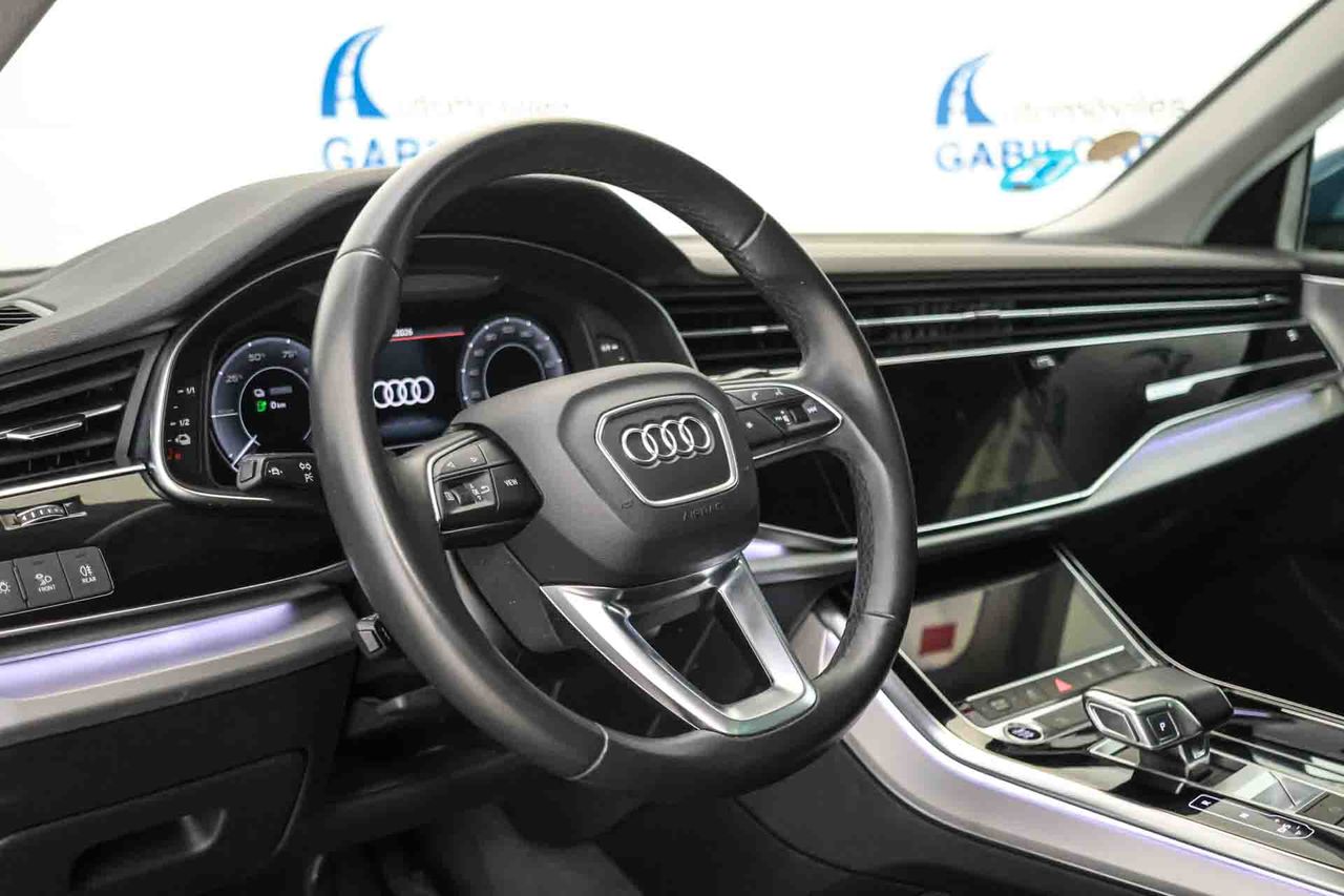 Audi Q8 55 TFSIe 280kW (381CV) quattro tiptronic **Techo panorámico** - Foto 6