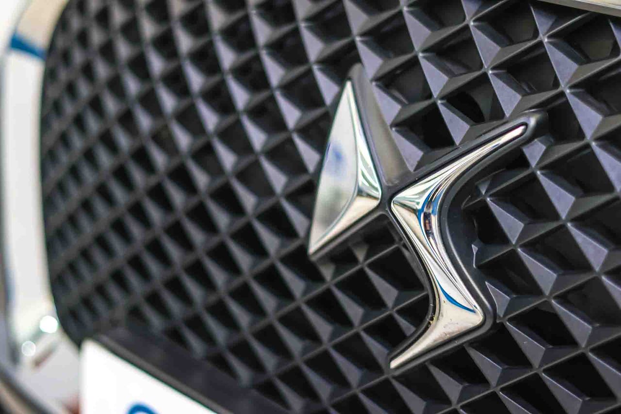 DS DS 7 Crossback 1.6 E-Tense 225 GRAND CHIC Auto - Foto 11