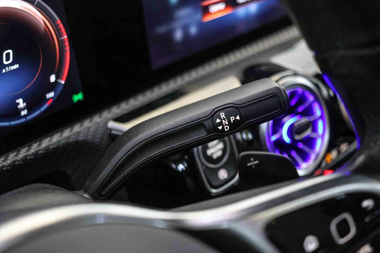 Mercedes Clase A A 180 d **Techo panorámico** - Foto 40