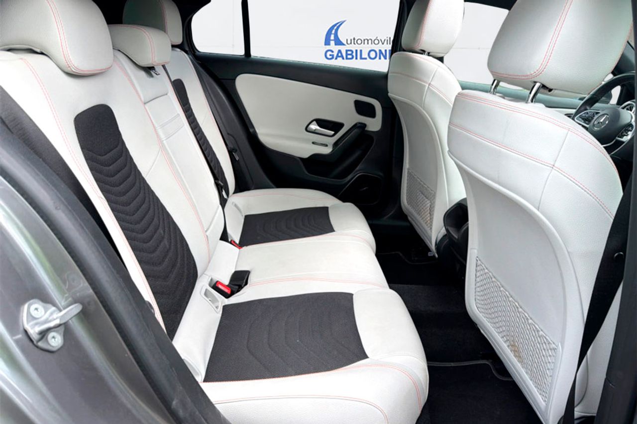 Mercedes Clase A A 180 d **Techo panorámico** - Foto 7
