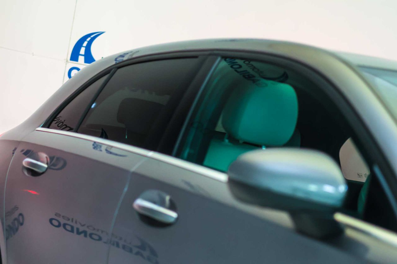 Mercedes Clase A A 180 d **Techo panorámico** - Foto 20
