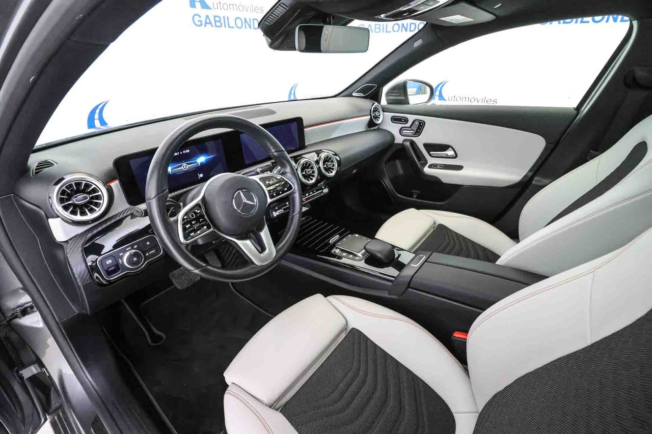 Mercedes Clase A A 180 d **Techo panorámico** - Foto 27