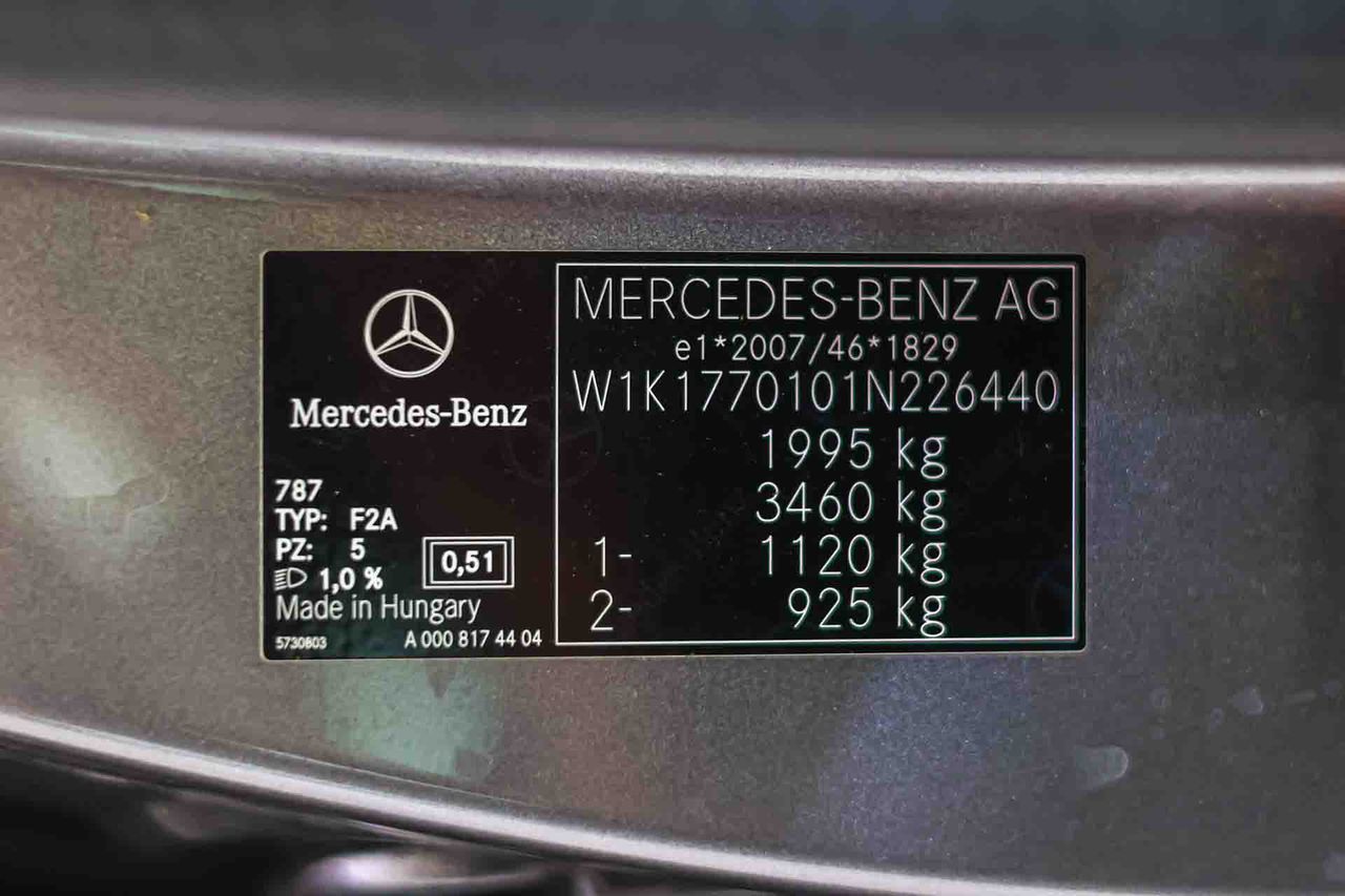 Mercedes Clase A A 180 d **Techo panorámico** - Foto 8