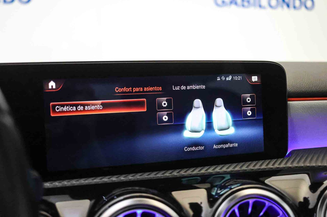 Mercedes Clase A A 180 d **Techo panorámico** - Foto 56