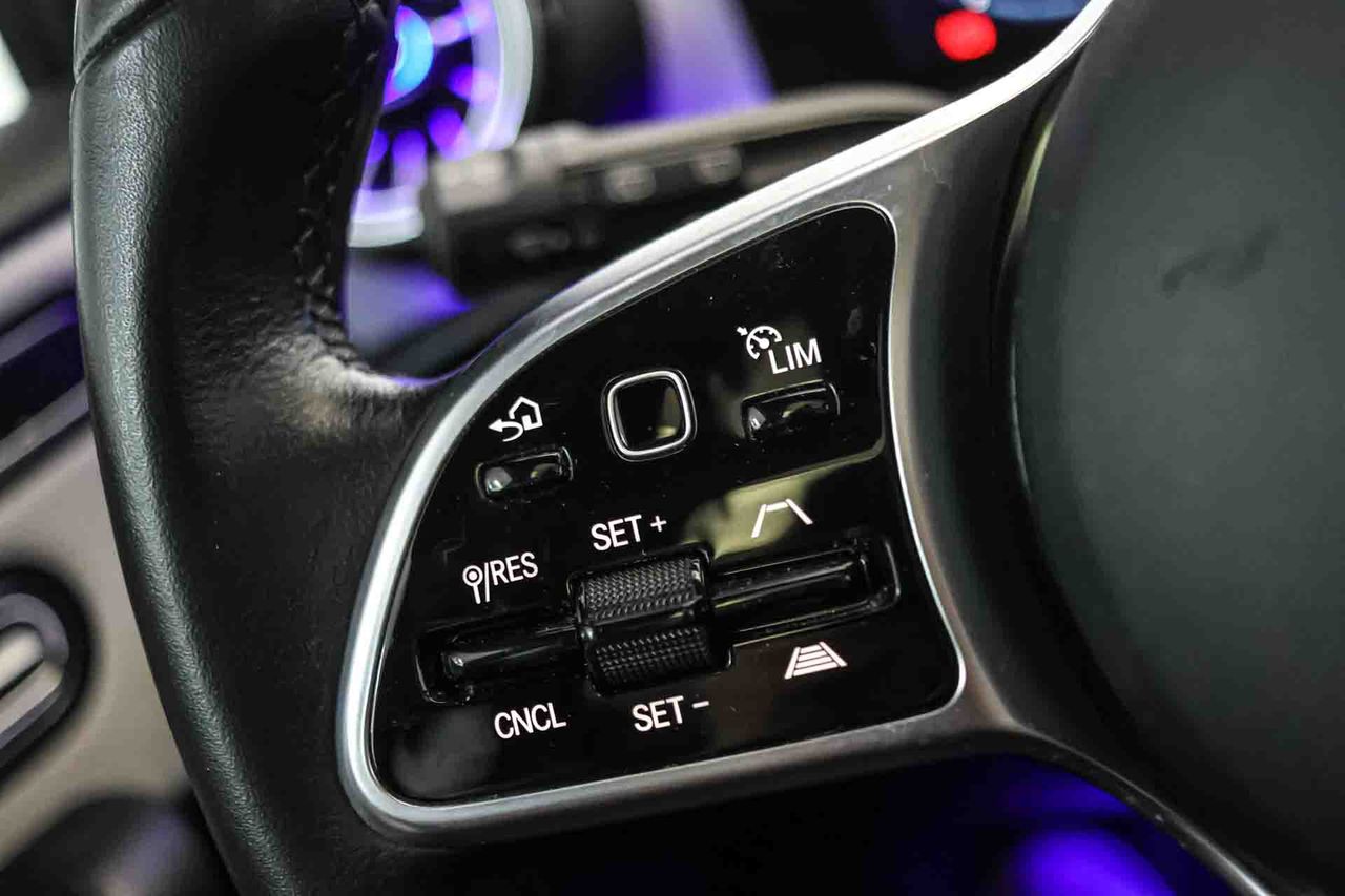 Mercedes Clase A A 180 d **Techo panorámico** - Foto 37