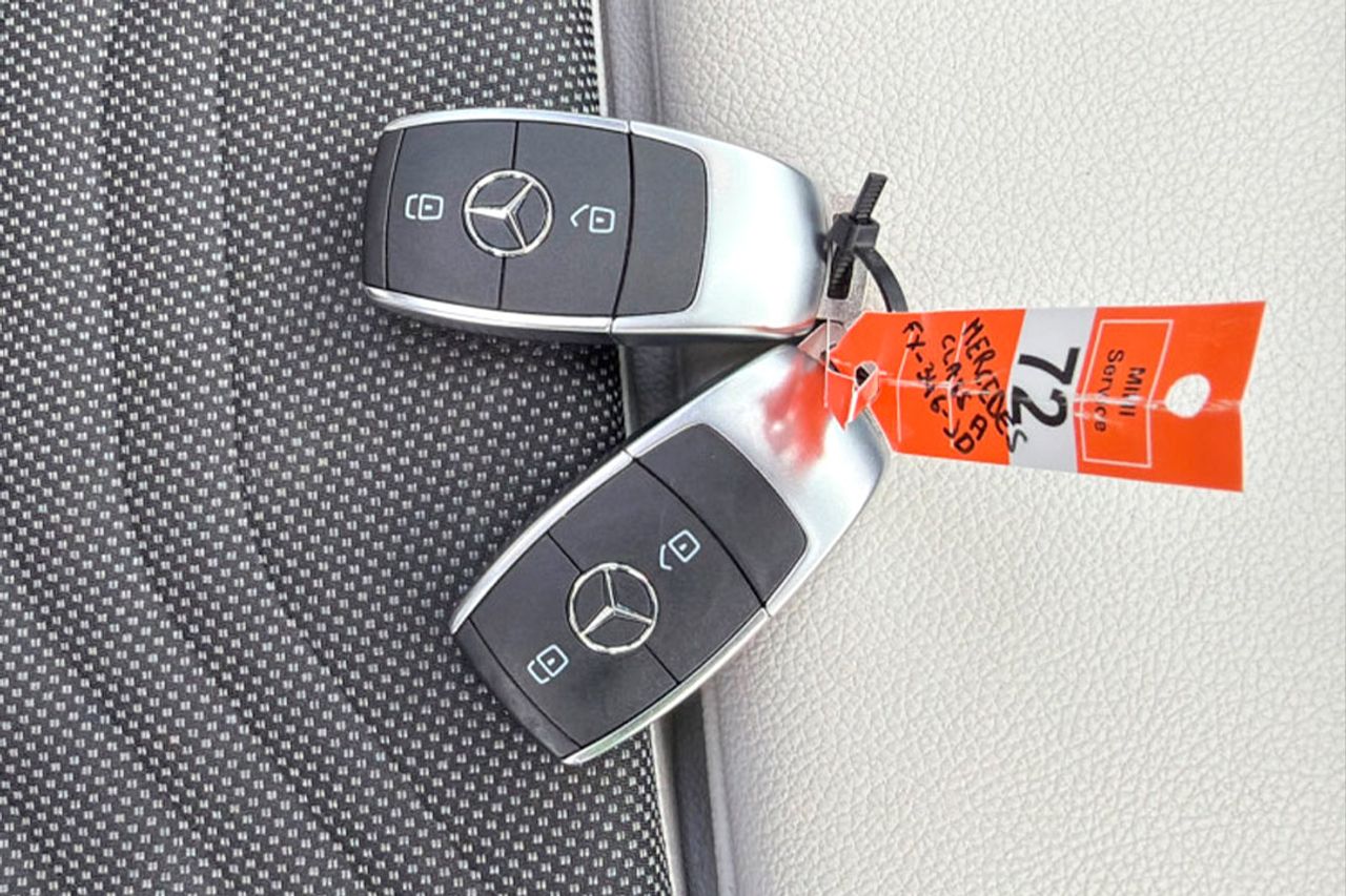 Mercedes Clase A A 180 d **Techo panorámico** - Foto 9