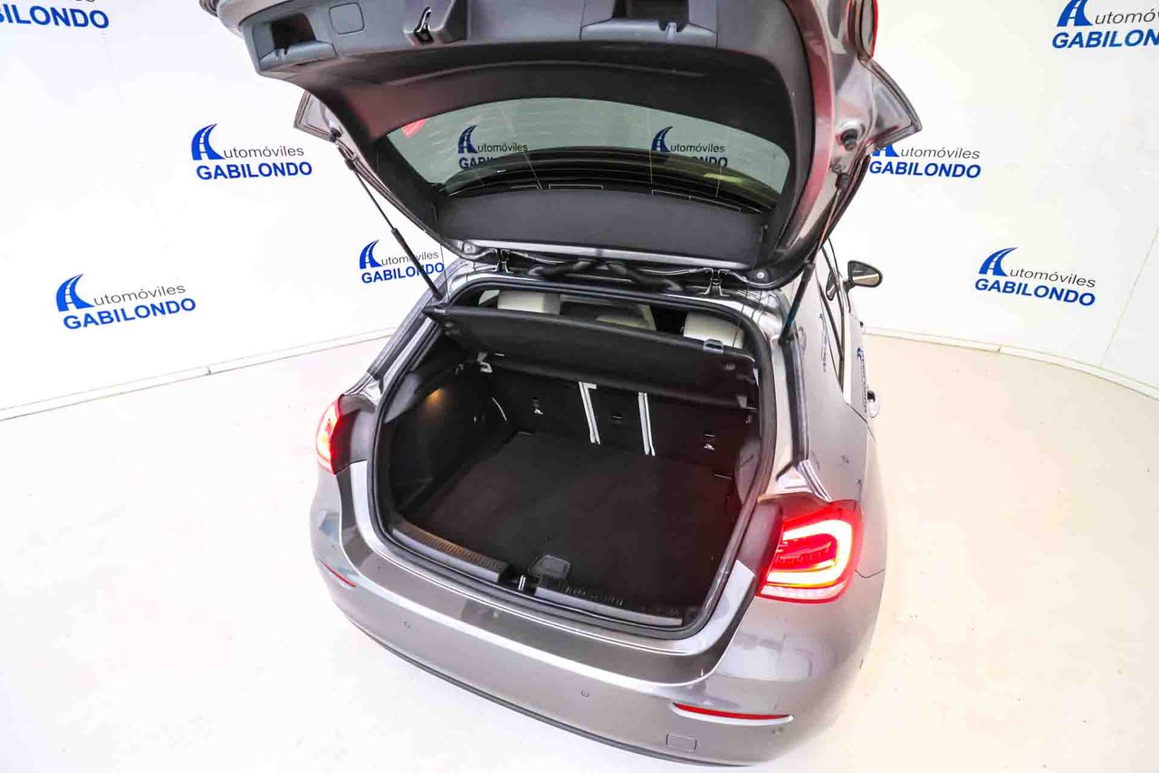Mercedes Clase A A 180 d **Techo panorámico** - Foto 51