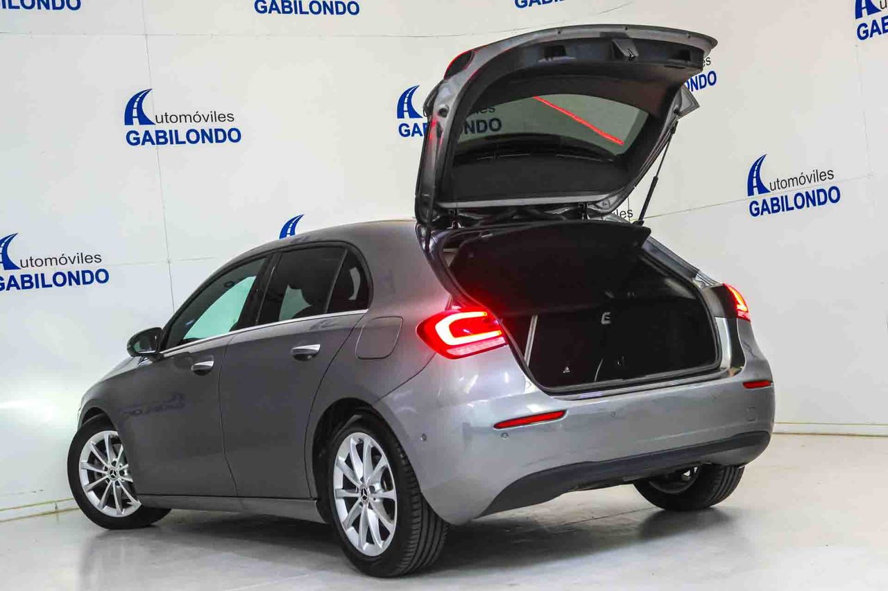 Mercedes Clase A A 180 d **Techo panorámico** - Foto 22