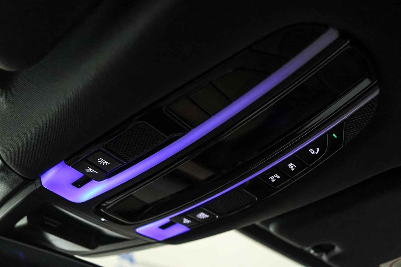 Porsche Cayenne - - Foto 44