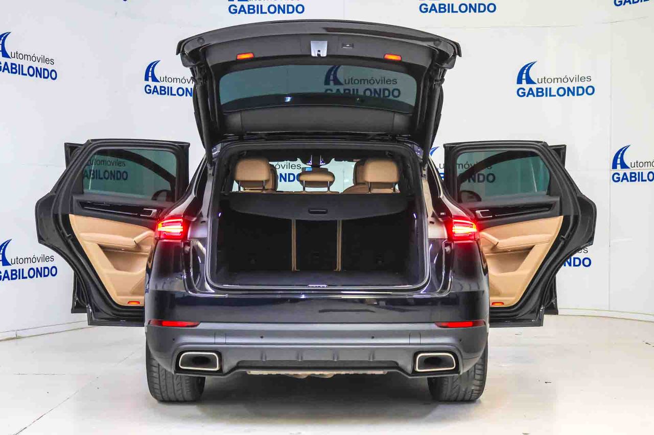Porsche Cayenne - - Foto 25