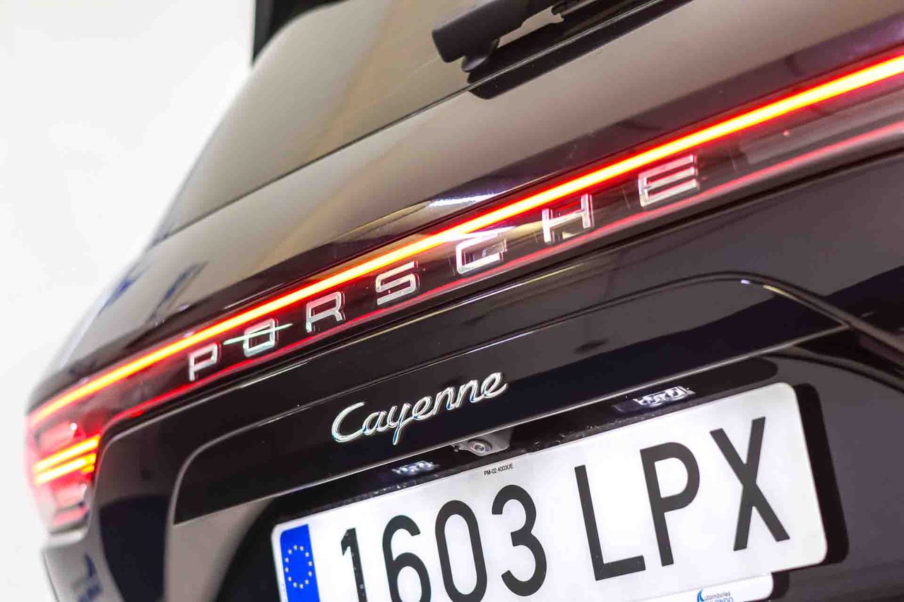 Porsche Cayenne - - Foto 12