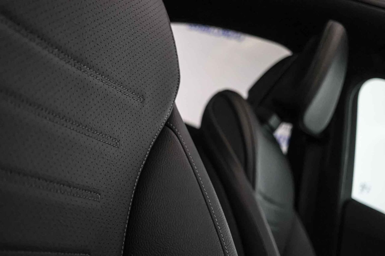 Mercedes Clase C C 200 AMG Line **Techo panorámico** - Foto 50