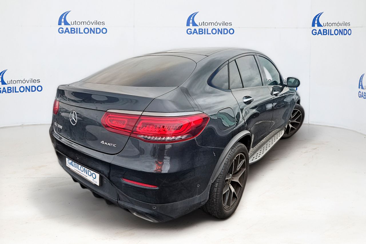 Mercedes GLC Coupé GLC 300 e 4MATIC AMG Line - Foto 3