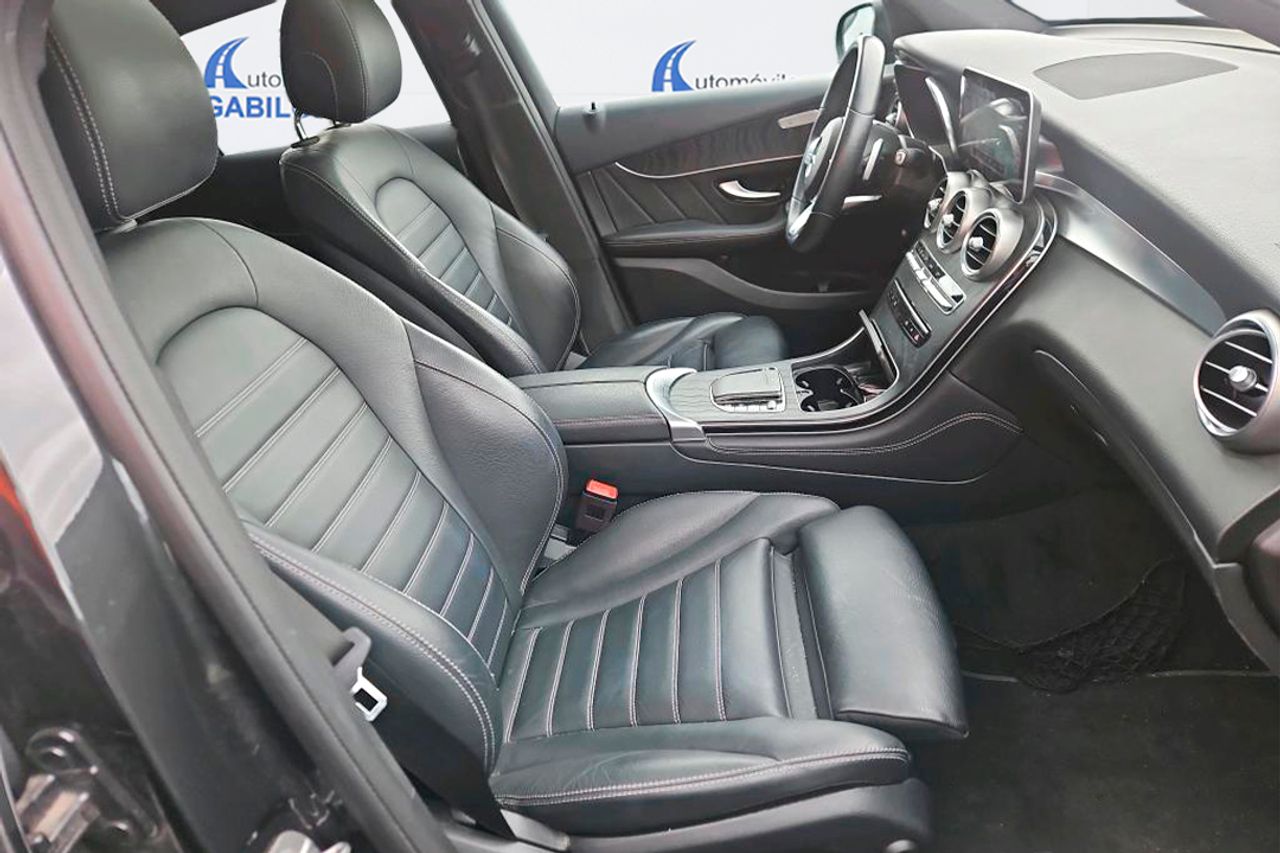 Mercedes GLC Coupé GLC 300 e 4MATIC AMG Line - Foto 7