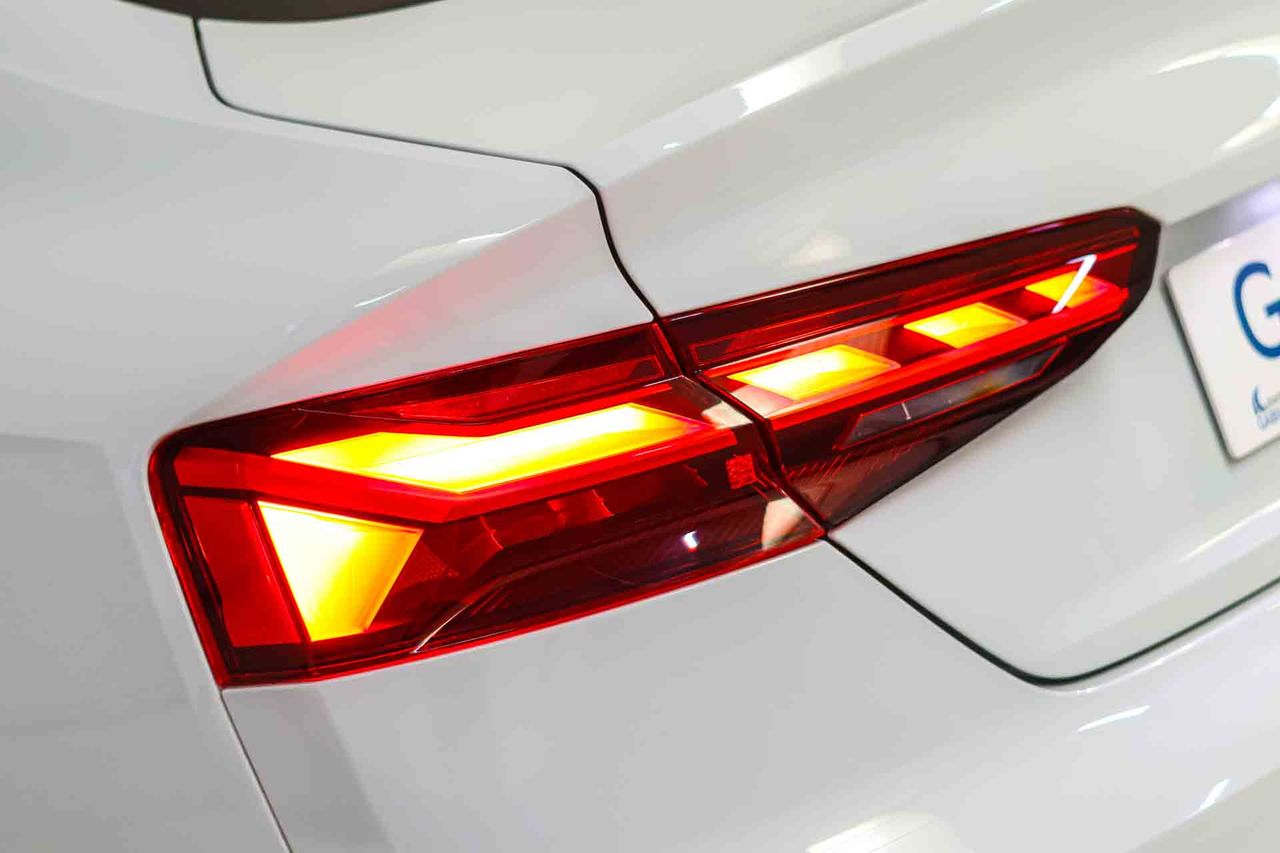 Audi A5 35 TFSI S tronic Sportback - Foto 16