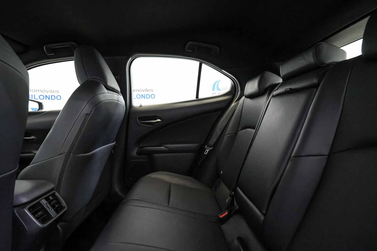Lexus UX 2.0 250h Business - Foto 55