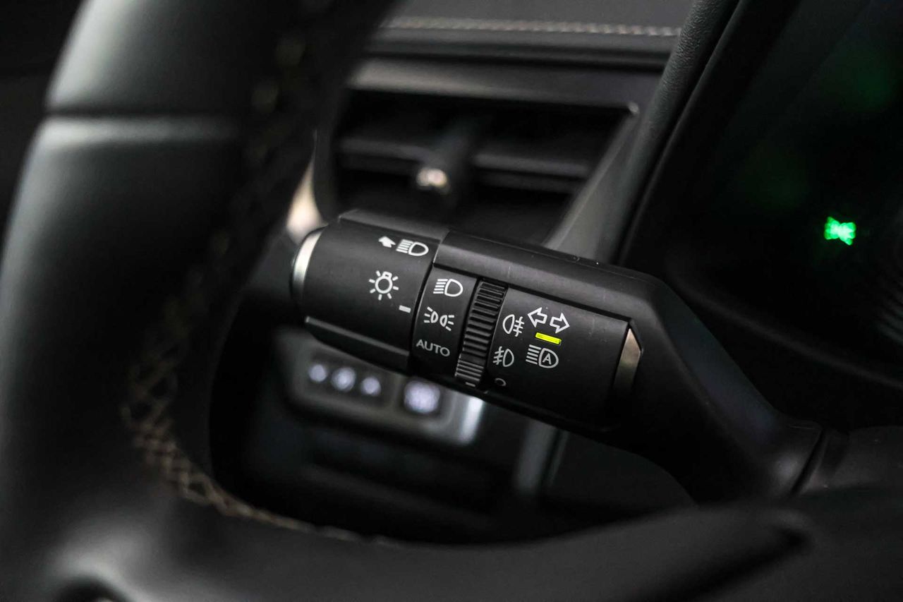 Lexus UX 2.0 250h Business - Foto 38