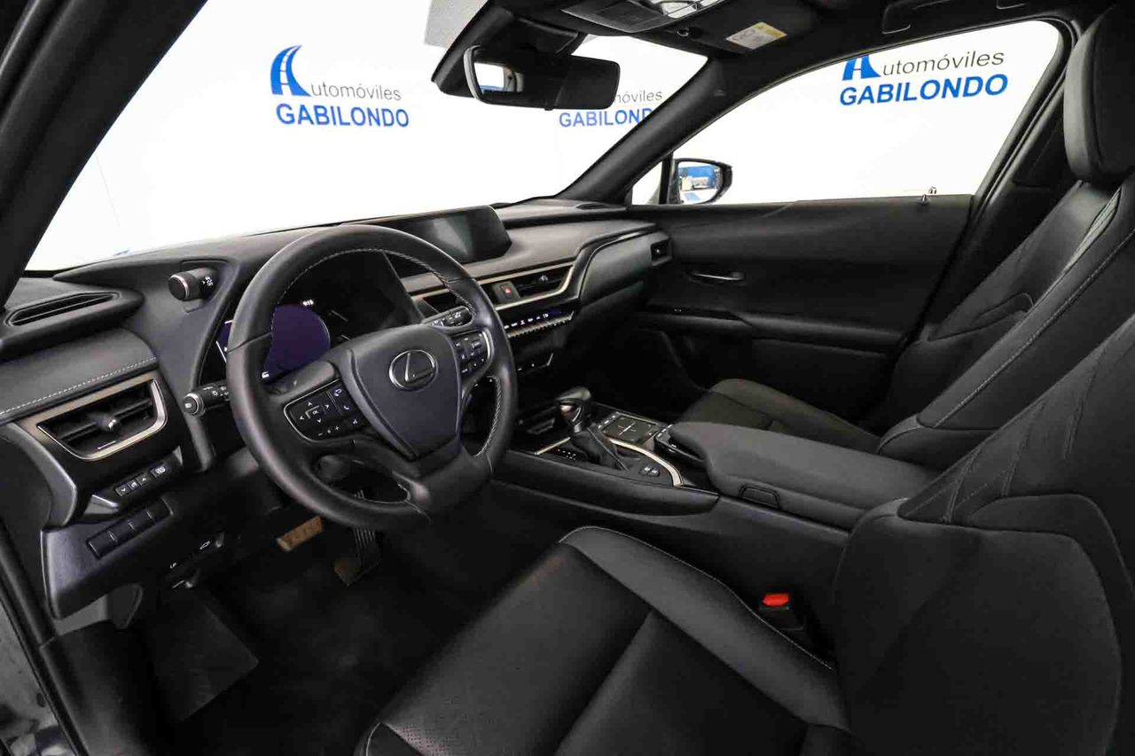 Lexus UX 2.0 250h Business - Foto 29