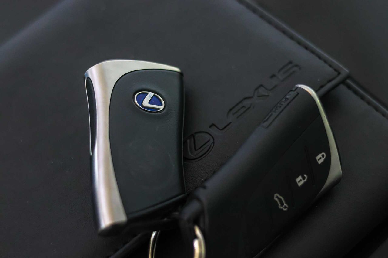 Lexus UX 2.0 250h Business - Foto 68