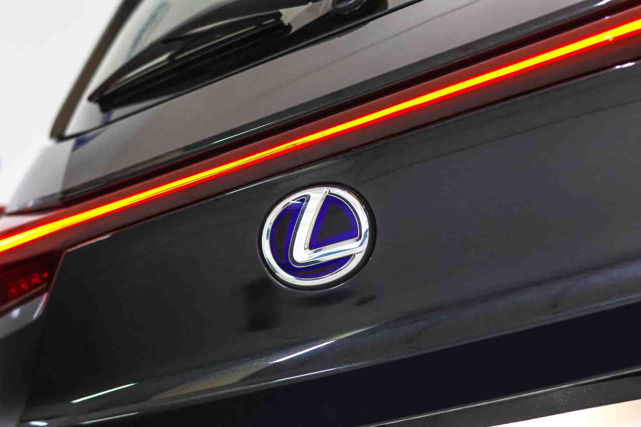 Lexus UX 2.0 250h Business - Foto 12