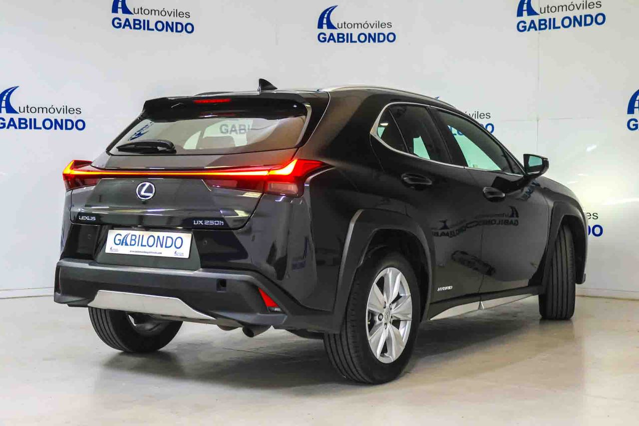 Lexus UX 2.0 250h Business - Foto 10