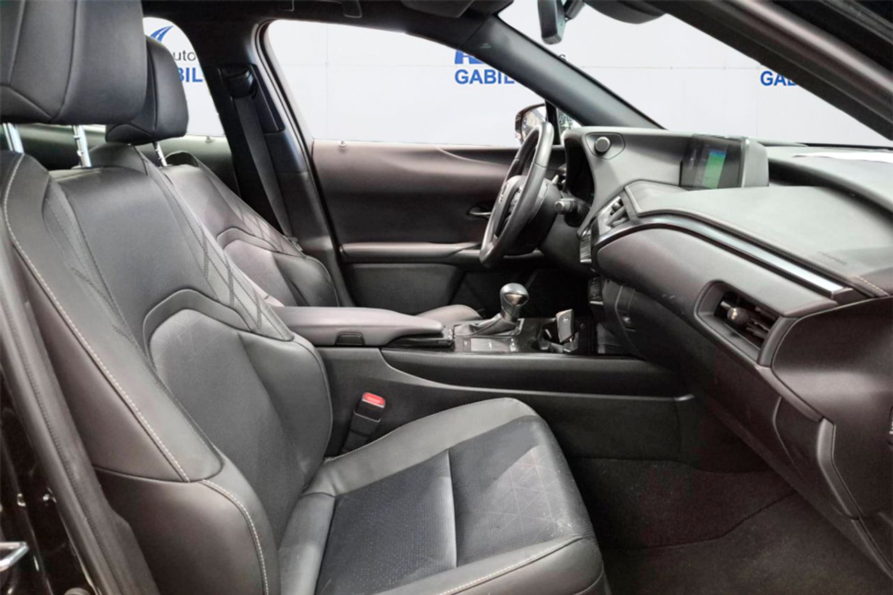 Lexus UX 2.0 250h Business - Foto 5