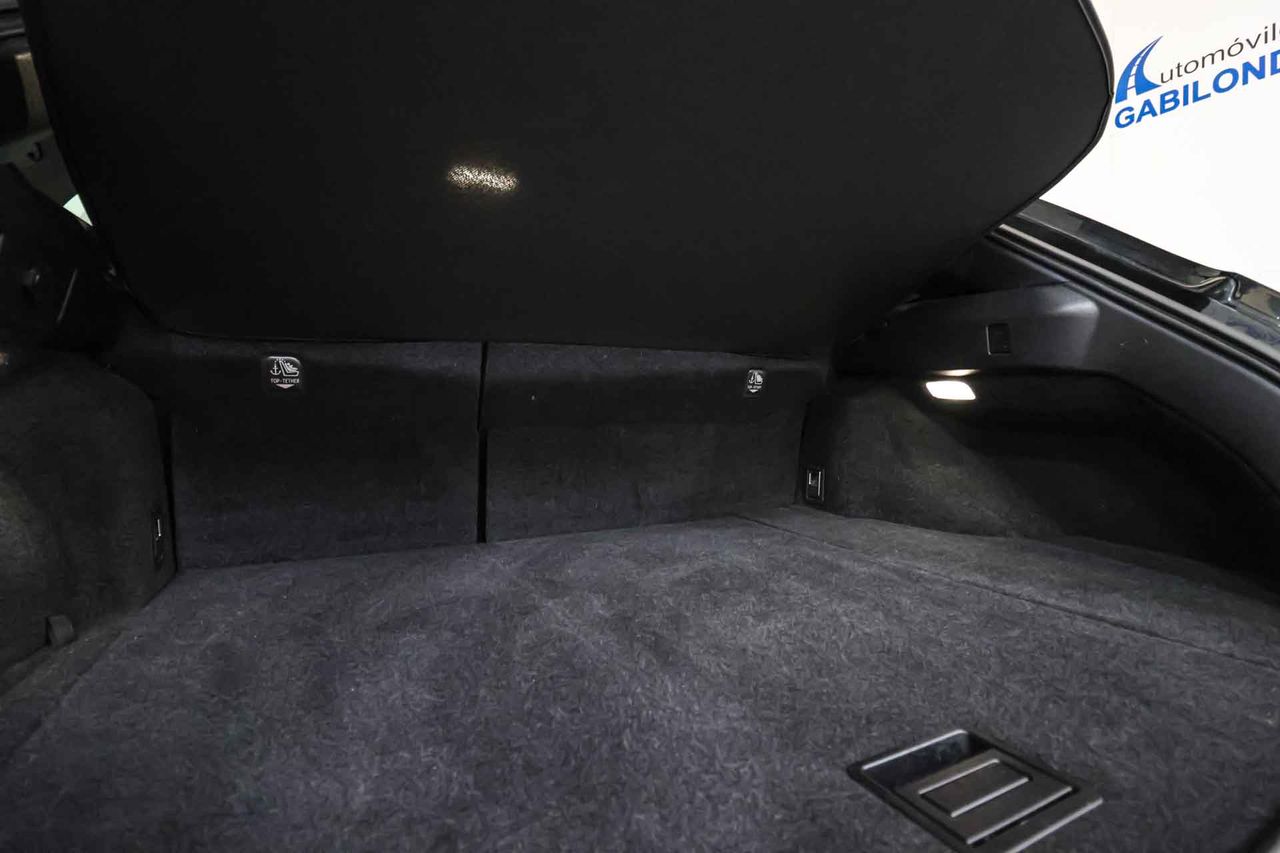Lexus UX 2.0 250h Business - Foto 58