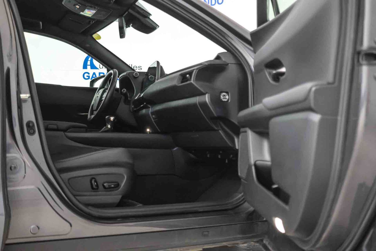 Lexus UX 2.0 250h Business - Foto 46