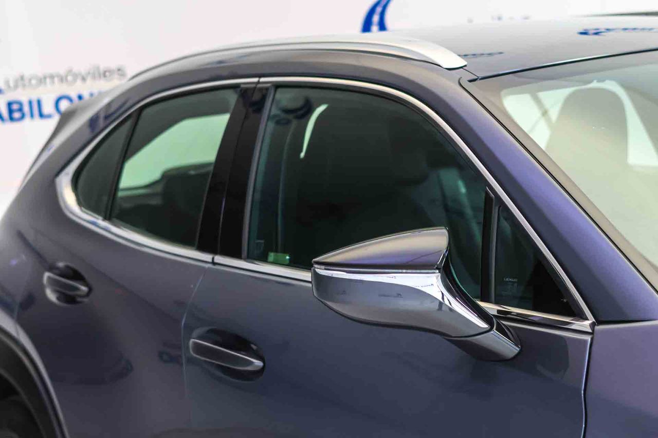 Lexus UX 2.0 250h Business - Foto 19