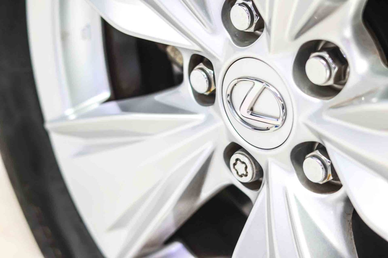 Lexus UX 2.0 250h Business - Foto 15