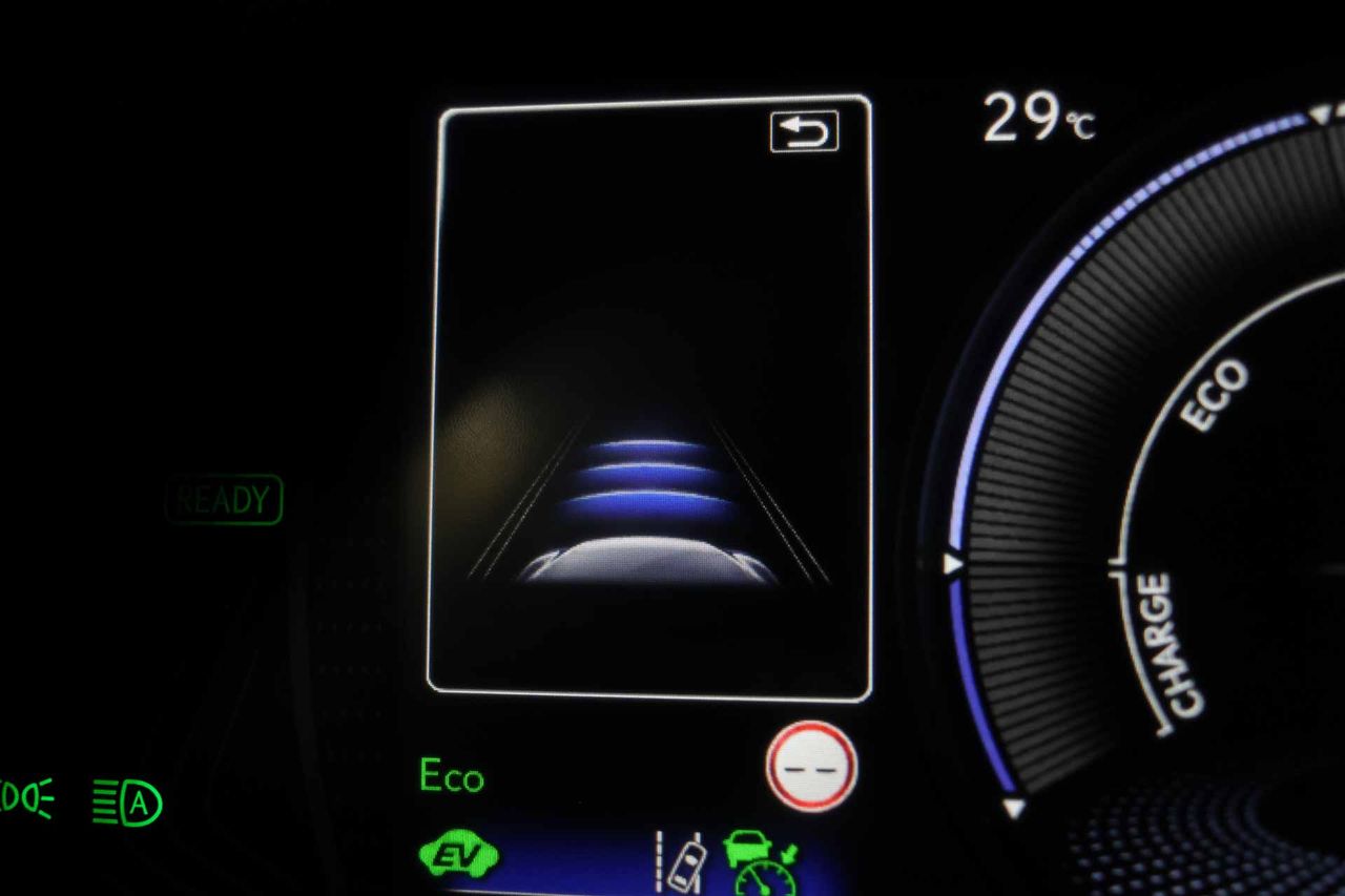Lexus UX 2.0 250h Business - Foto 57