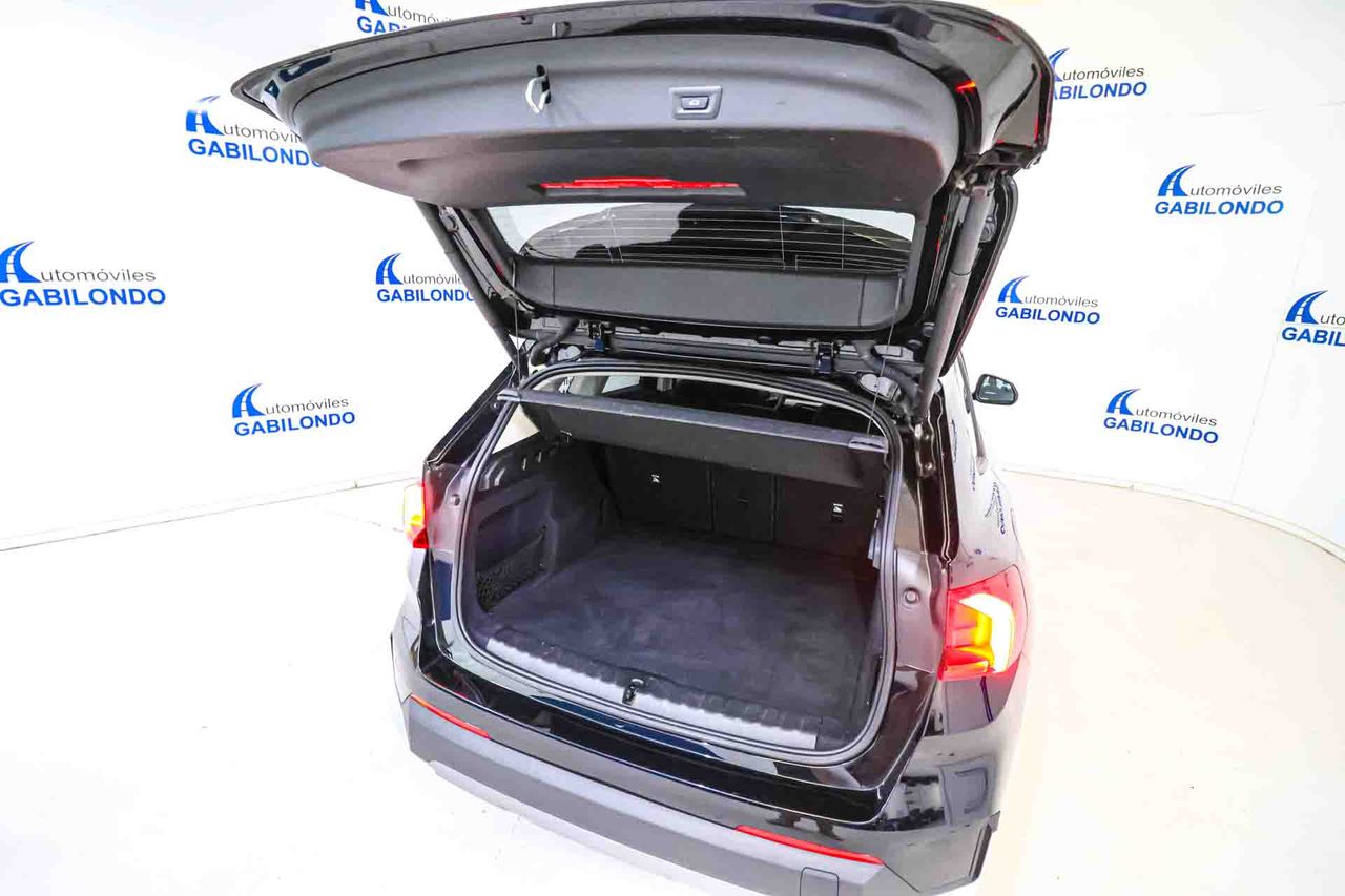 BMW X1 sDrive18d - Foto 51