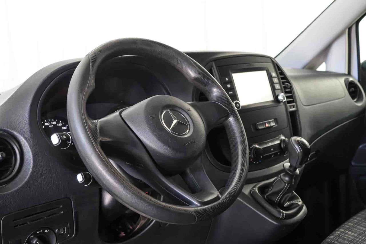 Mercedes Vito 114CDI TD Furgon Select Compacta - Foto 6