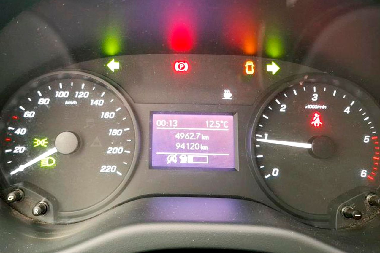 Mercedes Vito Furgón 114 CDI Compact Pro - Foto 4