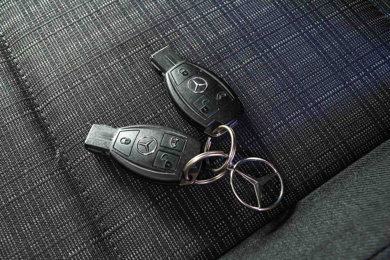 Mercedes Vito 114CDI TD Furgon Select Compacta - Foto 48
