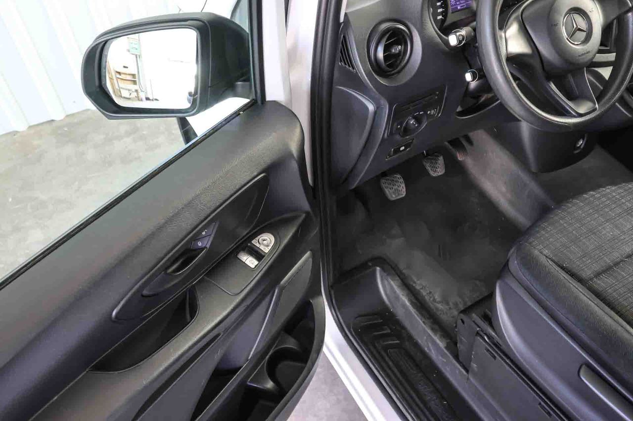 Mercedes Vito 114CDI TD Furgon Select Compacta - Foto 31