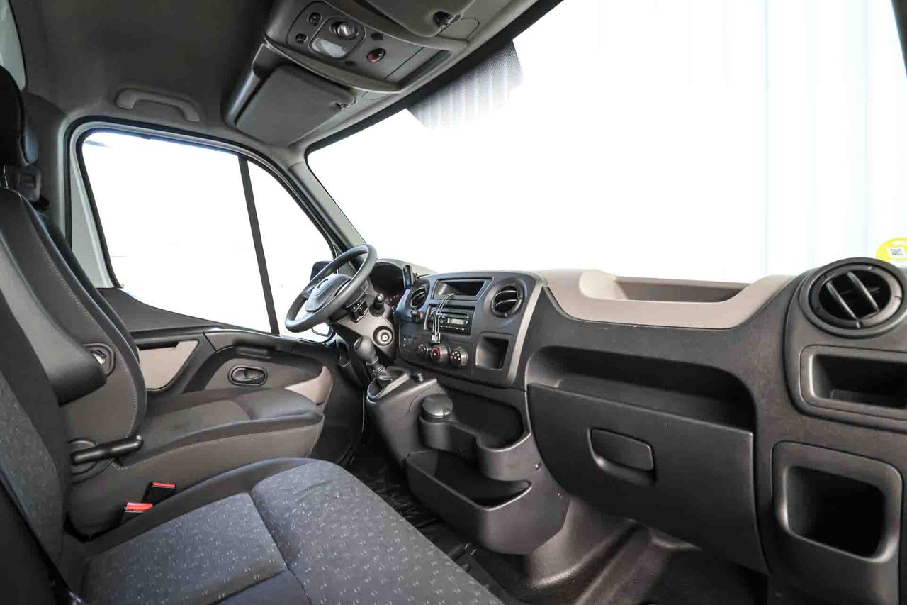 Opel Movano F 3500 L3H3 CDTI 150 **Rampa de carga** - Foto 43