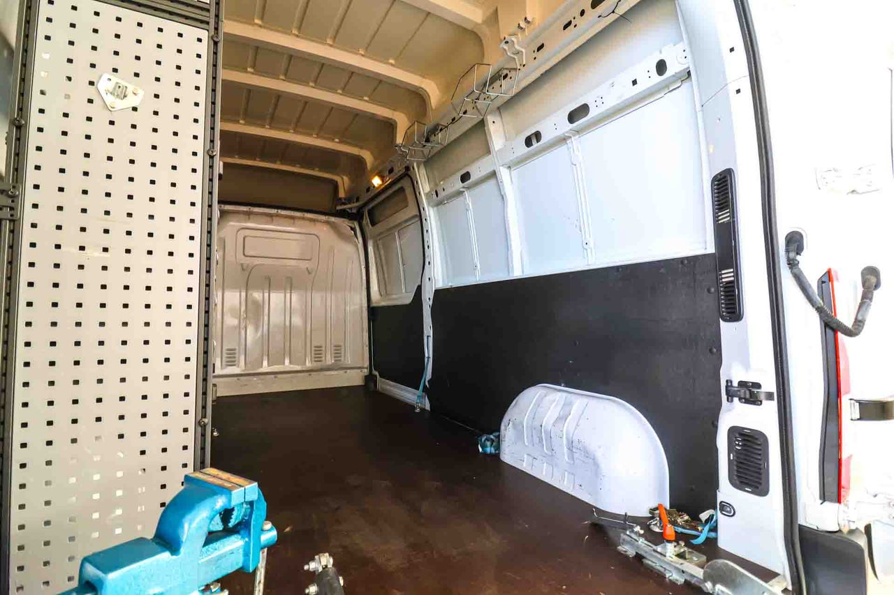 Opel Movano F 3500 L3H3 CDTI 150 **Rampa de carga** - Foto 11