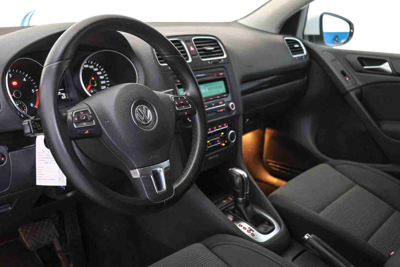 Volkswagen Golf 1.6 TDI 105 DSG Advance BMotion Tech - Foto 6