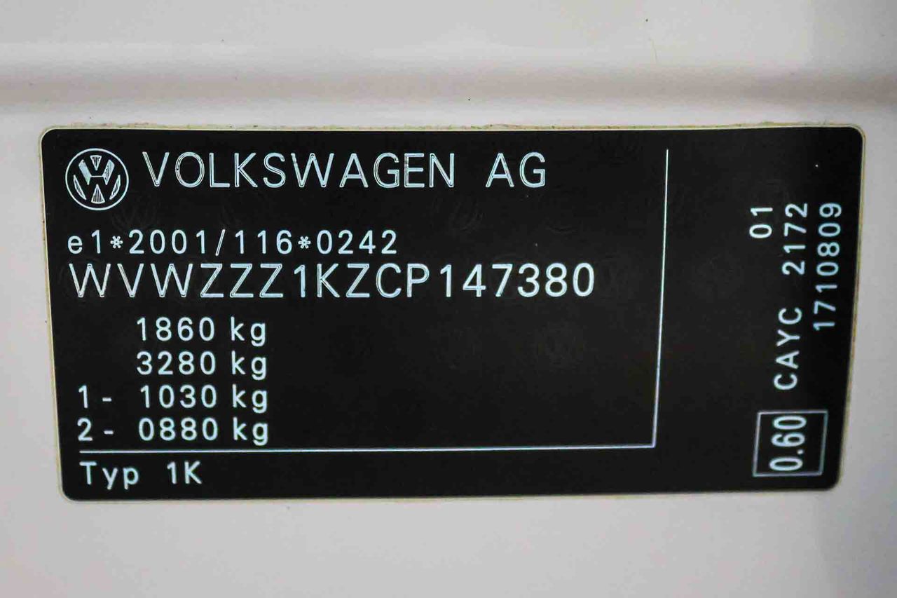 Volkswagen Golf 1.6 TDI 105 DSG Advance BMotion Tech - Foto 8