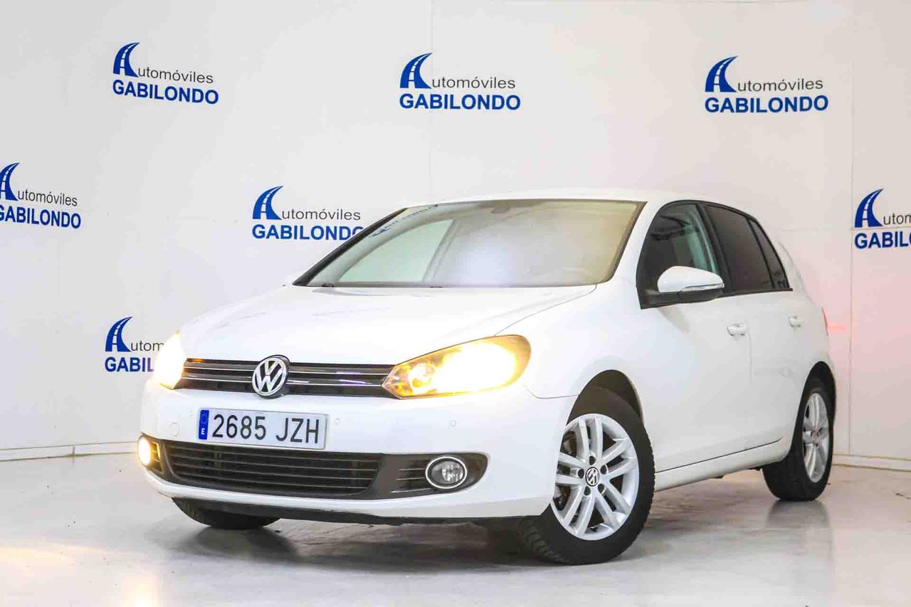 Volkswagen Golf 1.6 TDI 105 DSG Advance BMotion Tech - Foto 10