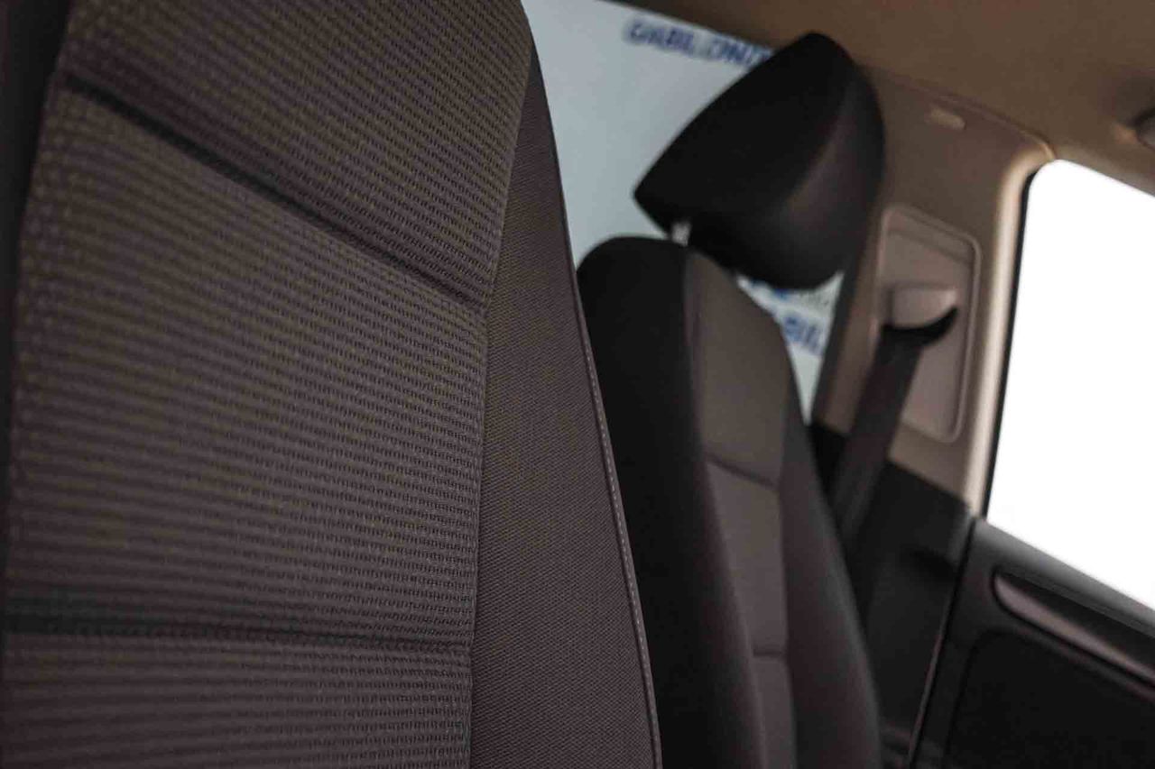 Volkswagen Golf 1.6 TDI 105 DSG Advance BMotion Tech - Foto 45