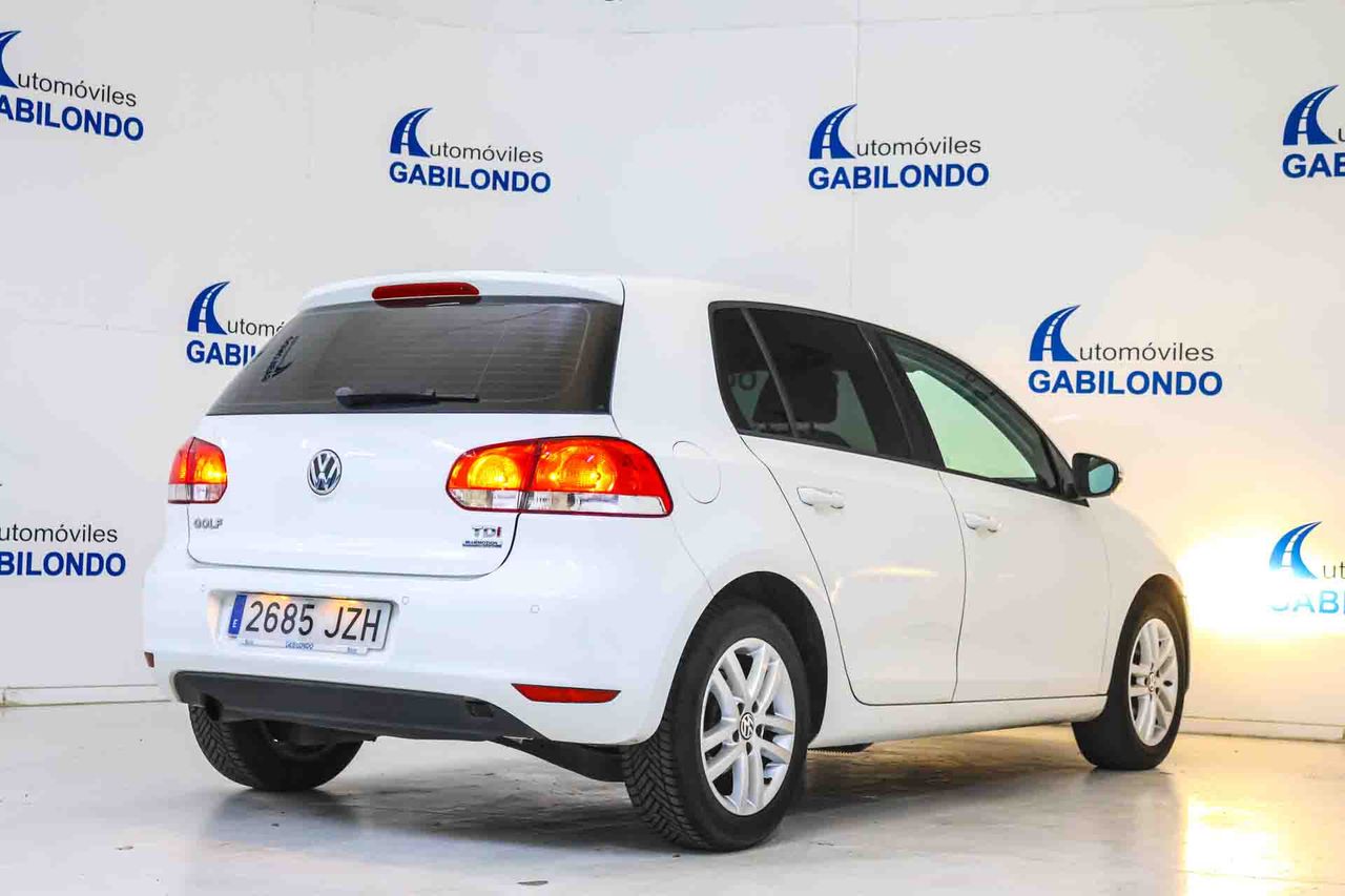 Volkswagen Golf 1.6 TDI 105 DSG Advance BMotion Tech - Foto 11