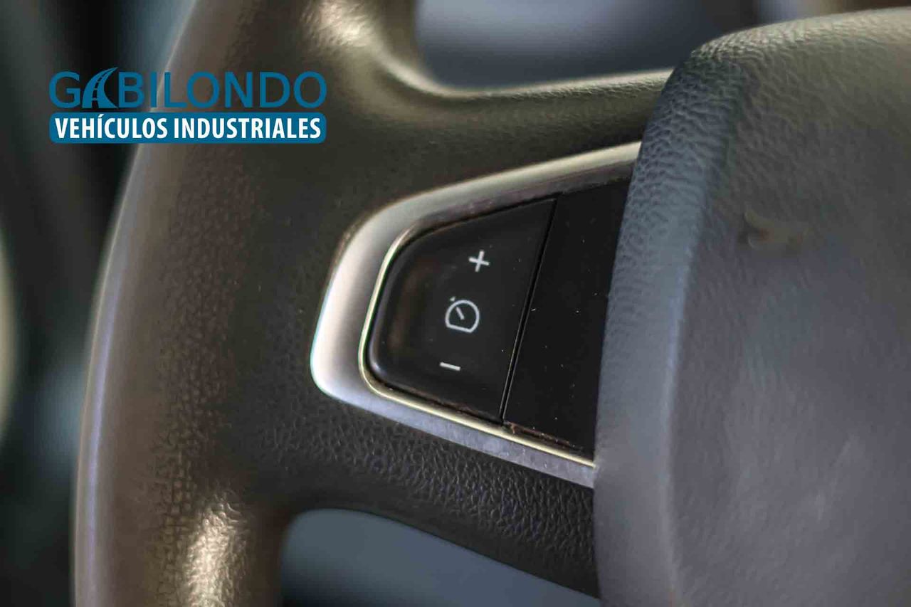 Renault Master Furgón L2H2 3300 Blue dCi 135 CV - Foto 30