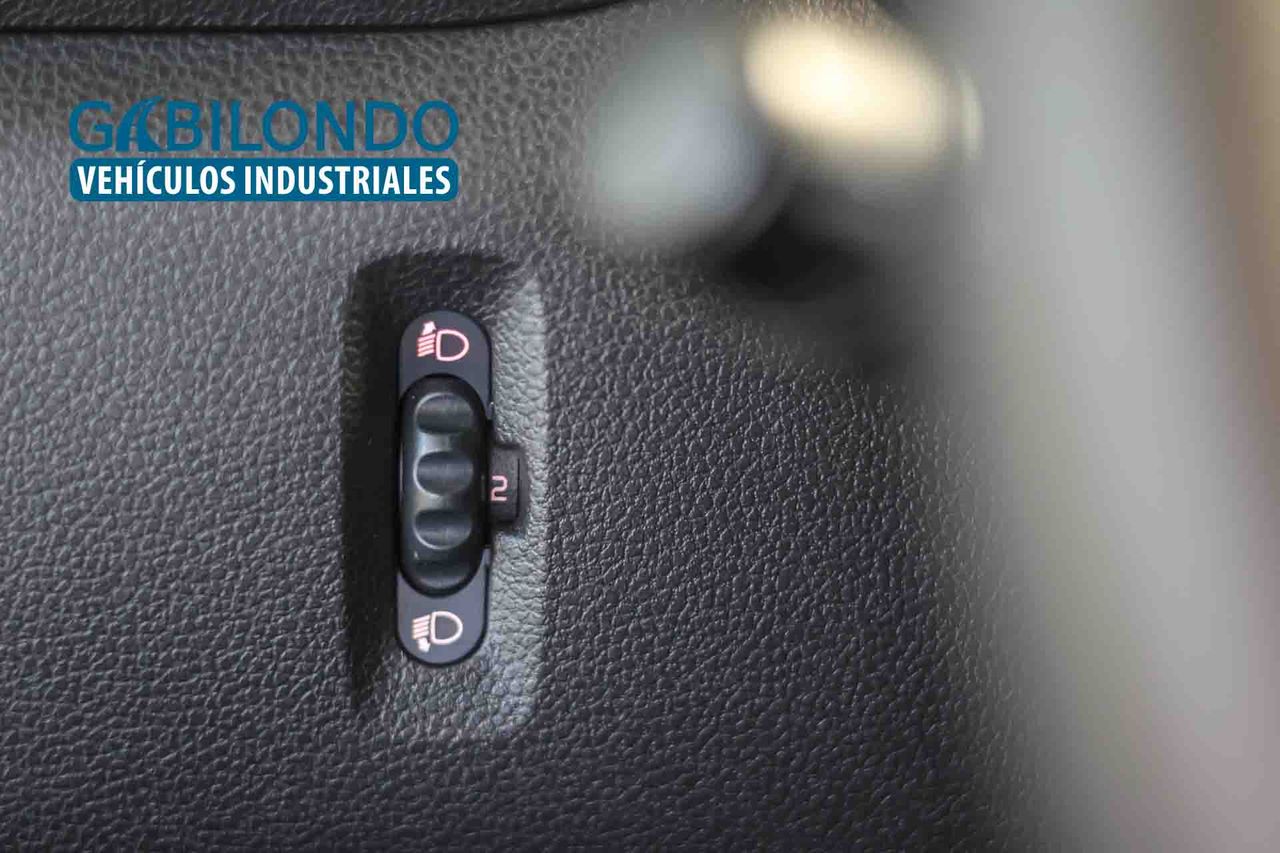 Renault Master Furgón L2H2 3300 Blue dCi 135 CV - Foto 27