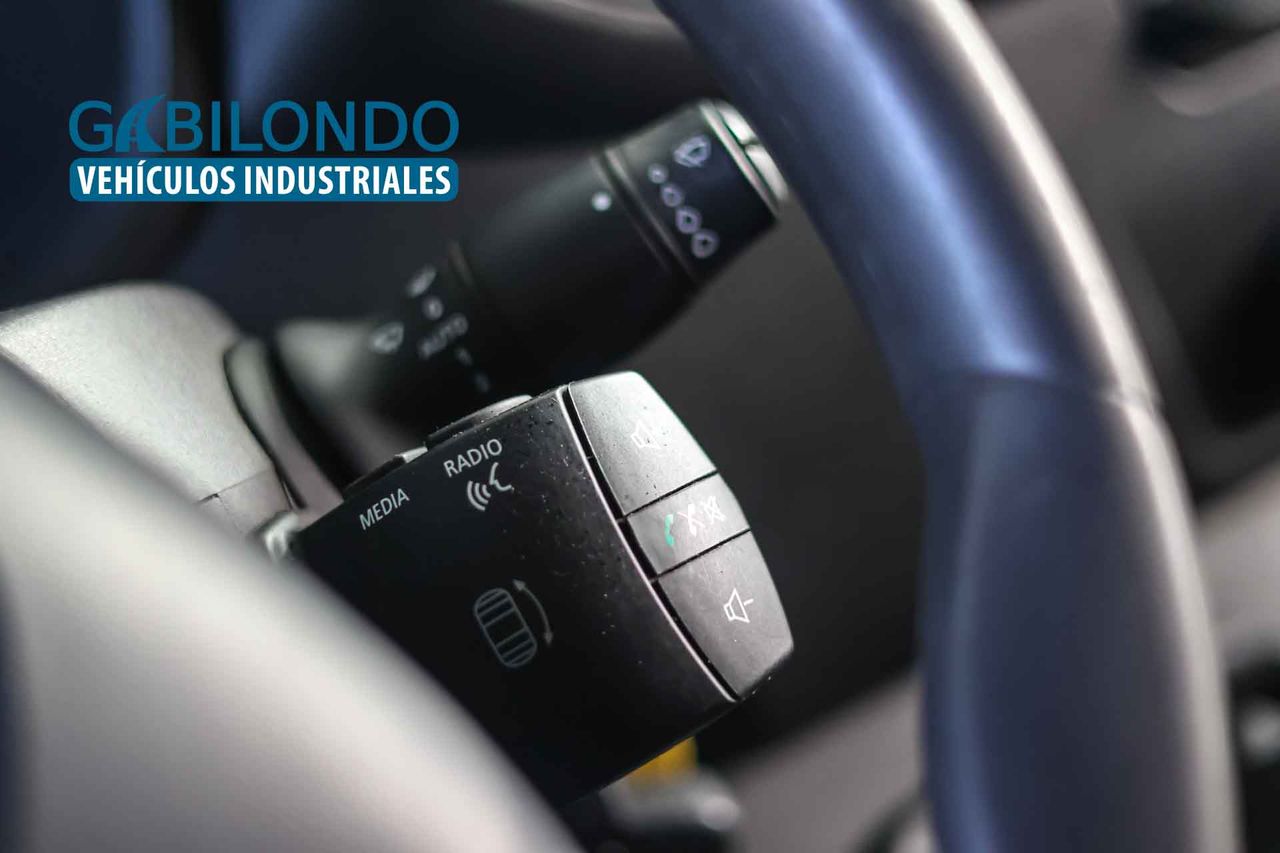 Renault Master Furgón L2H2 3300 Blue dCi 135 CV - Foto 33