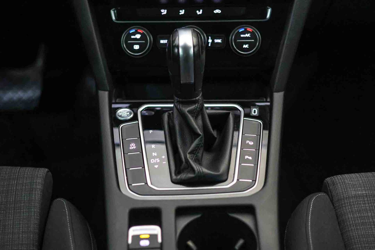 Volkswagen Passat Variant Executive 1.5 TSI 110kW DSG - Foto 41