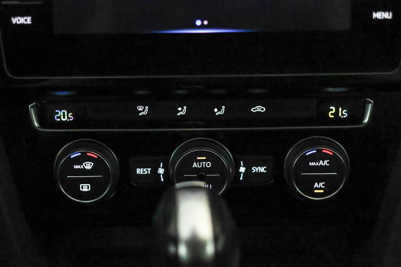 Volkswagen Passat Variant Executive 1.5 TSI 110kW DSG - Foto 43